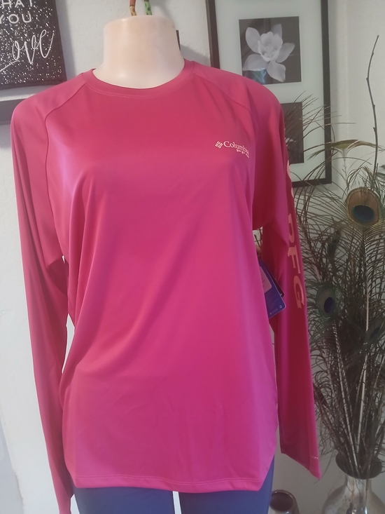 Columbia Tops - Columbia Women's Long Sleeve Pink Performance Tee